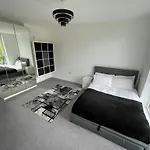 Lb Luxury Apartment